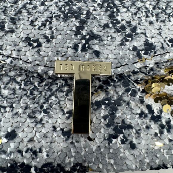 Ted Baker Johanaa snake sequin T-clutch bag NWT - Picture 4 of 5